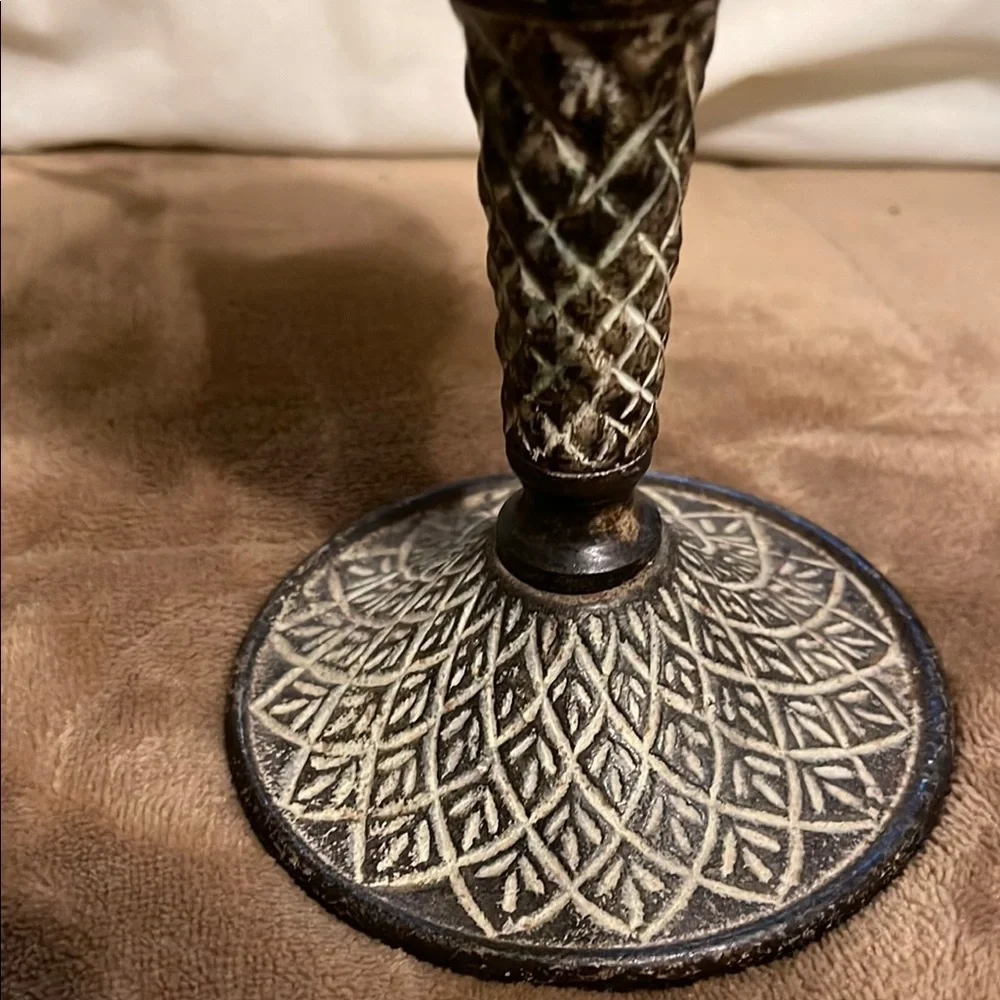 🌺Island Trees Elegant Pillar Bronze and Green Candle Holder